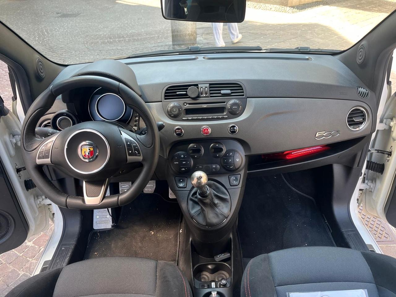 Abarth 595 1.4 Turbo T-Jet 180 CV Competizione