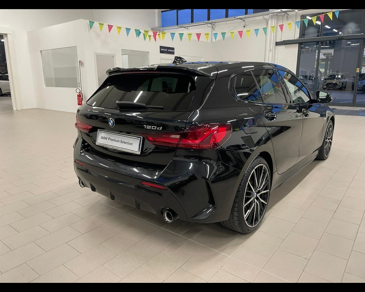 BMW Serie 1 (F40) - 120d 5p. Msport