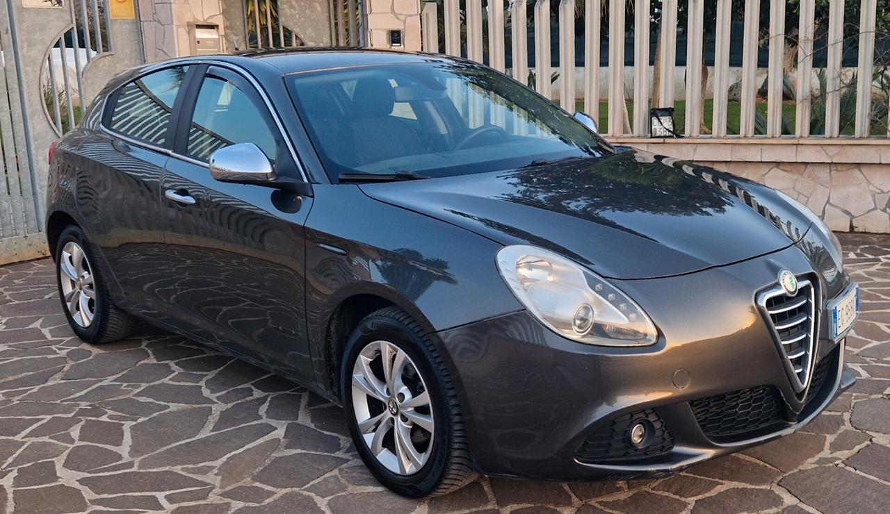 Alfa Romeo Giulietta 1.6 JTDm-2 105 CV Distinctive