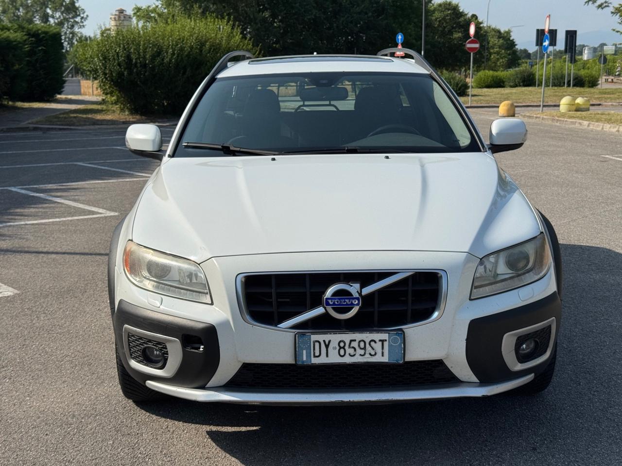 Volvo XC 70 2.4