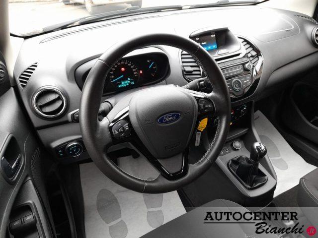 FORD Ka+ 1.2 Ti-VCT 85CV Black & White - Black