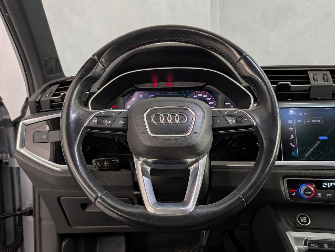 Audi Q3 35 TDI S-tronic Business Advanced