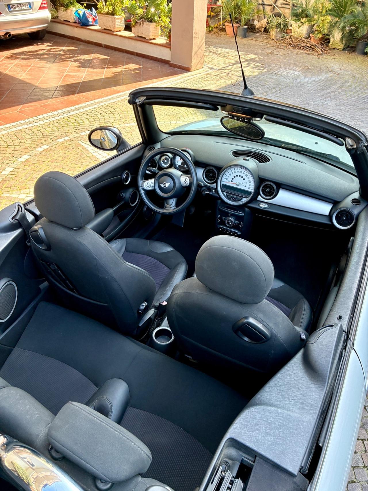 Mini 1.6 16V Cooper D Cabrio