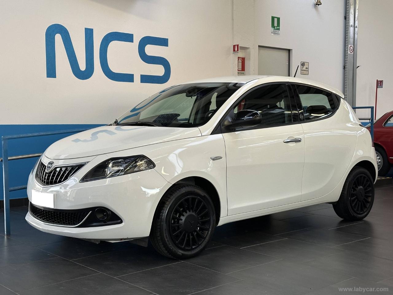 LANCIA Ypsilon 1.0 FireFly 5pS&S Hyb. Eco Silv.