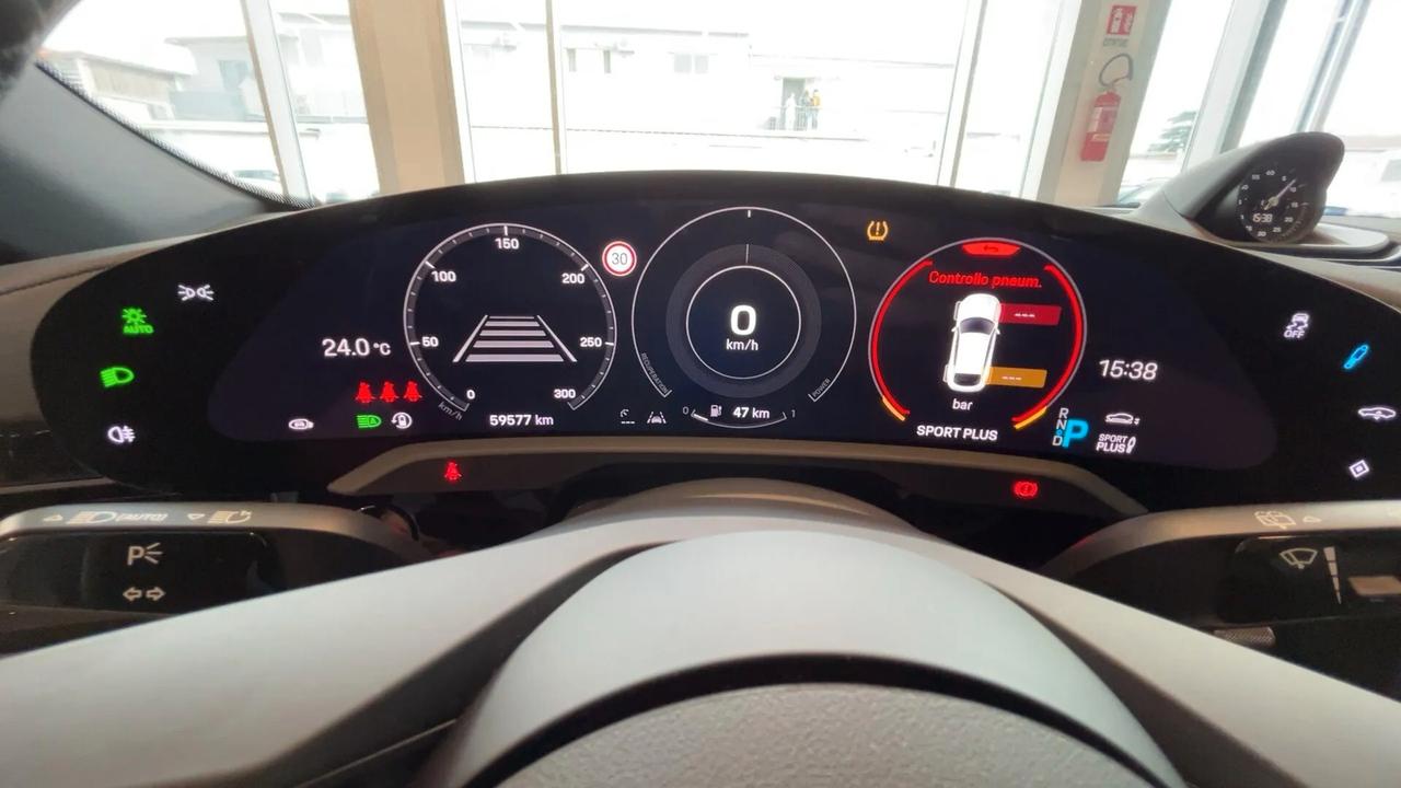 Porsche Taycan Spettacolare Taycan Cross Turismo 4 476cv