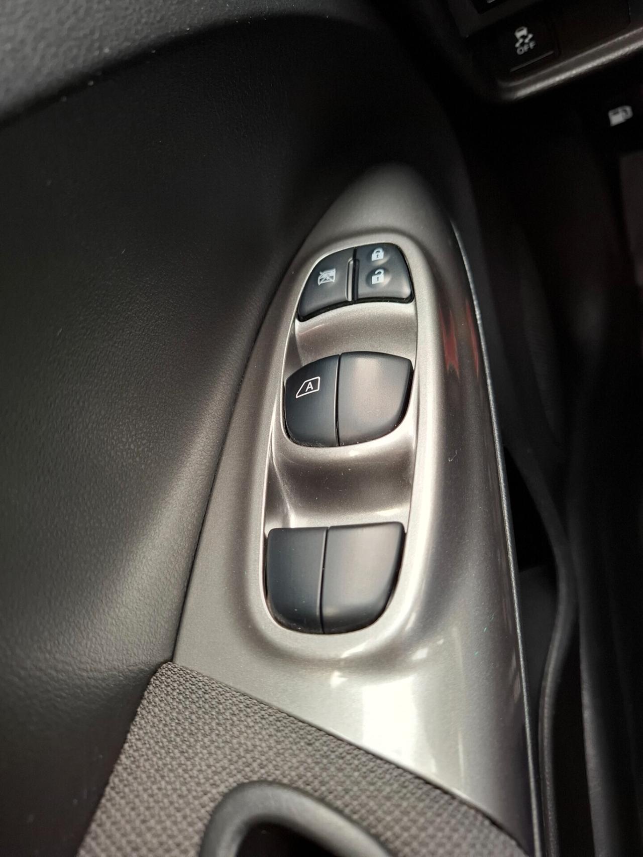 Nissan Juke 1.6 GPL-LED*NAVI*TELECAMERA