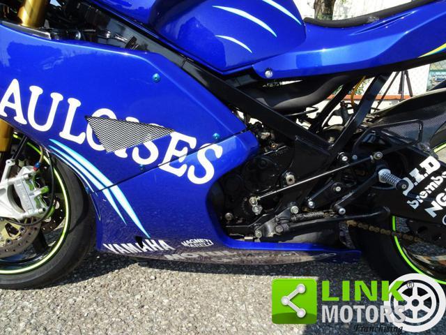 YAMAHA RD 500 LC REPLICA VALENTINO ROSSI