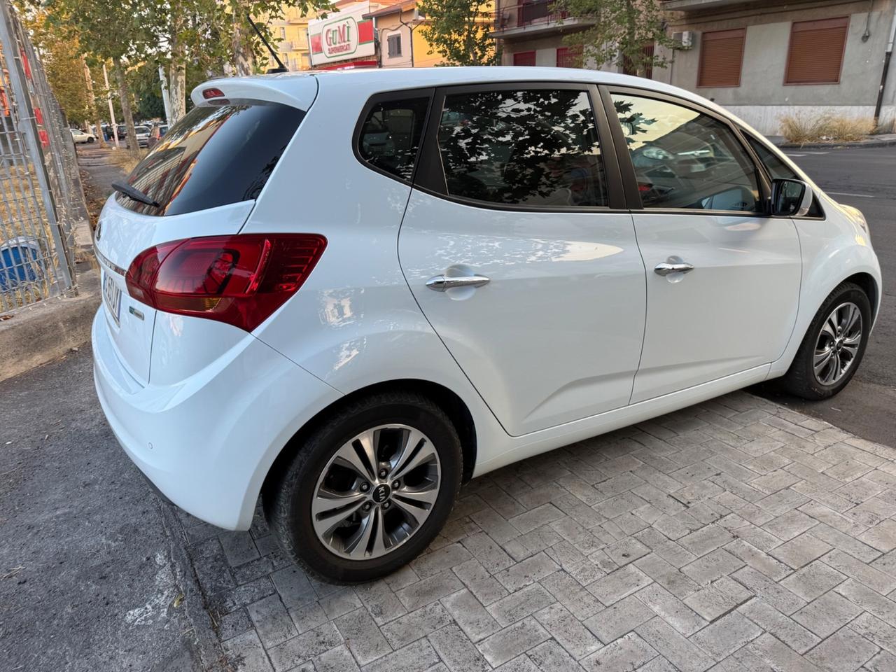 Kia Venga 1.4 CRDi 90 CV S&S High Tech