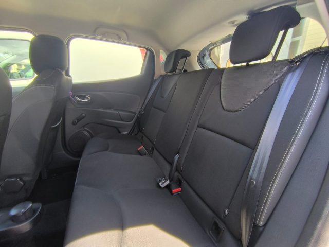 RENAULT Clio TCe 12V 75 CV 5 porte Business NEO PATENTATO
