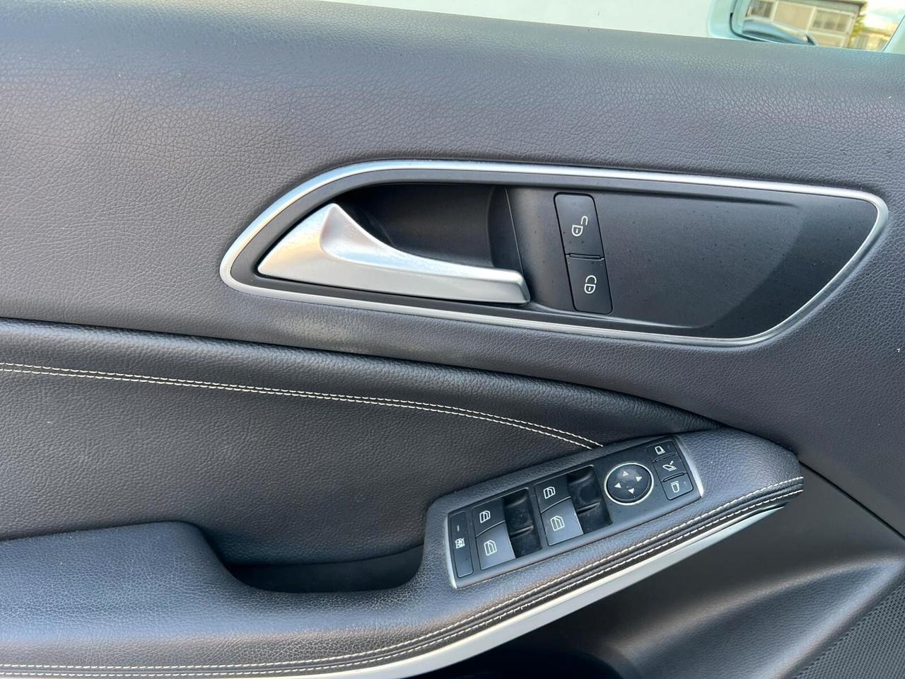 MERCEDES-BENZ A 160 d SPORT 2017!!! AUTOMATICO!!!