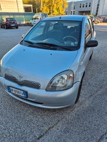 Toyota Yaris 1.0i 16V cat 5 porte