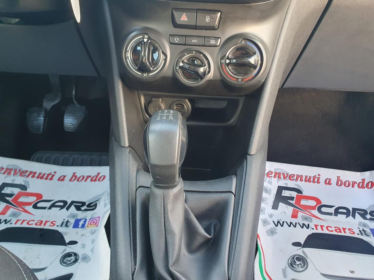 Peugeot 208 PureTech 82 5 porte Allure