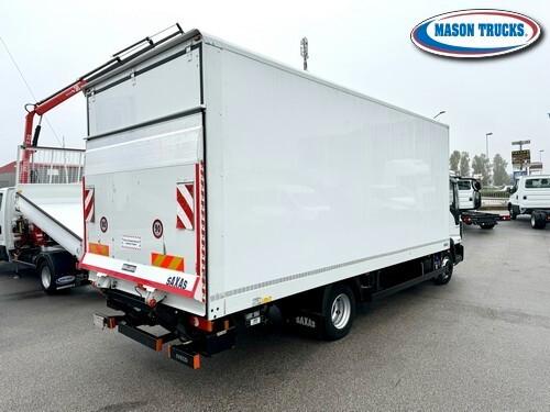 IVECO EUROCARGO 75-210 P, furgonato con sponda, 2021, km 74.000