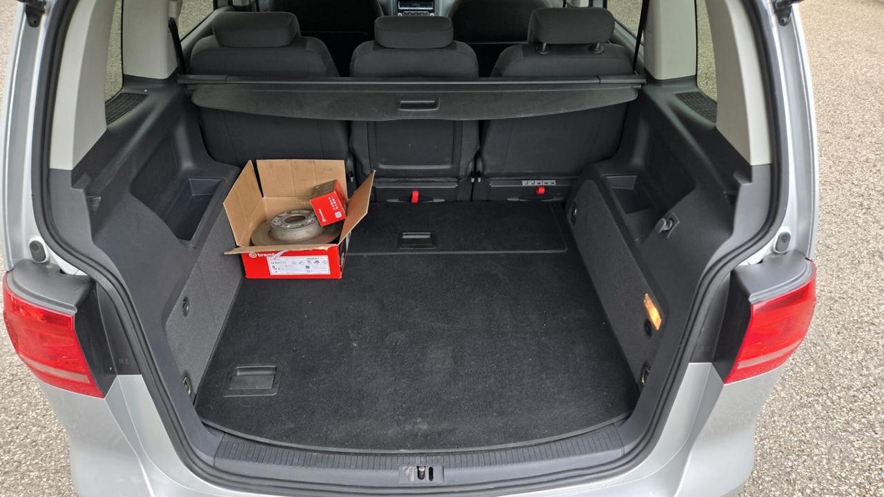 Volkswagen Touran Business 1.4 Comfortline EcoFuel 5Posti