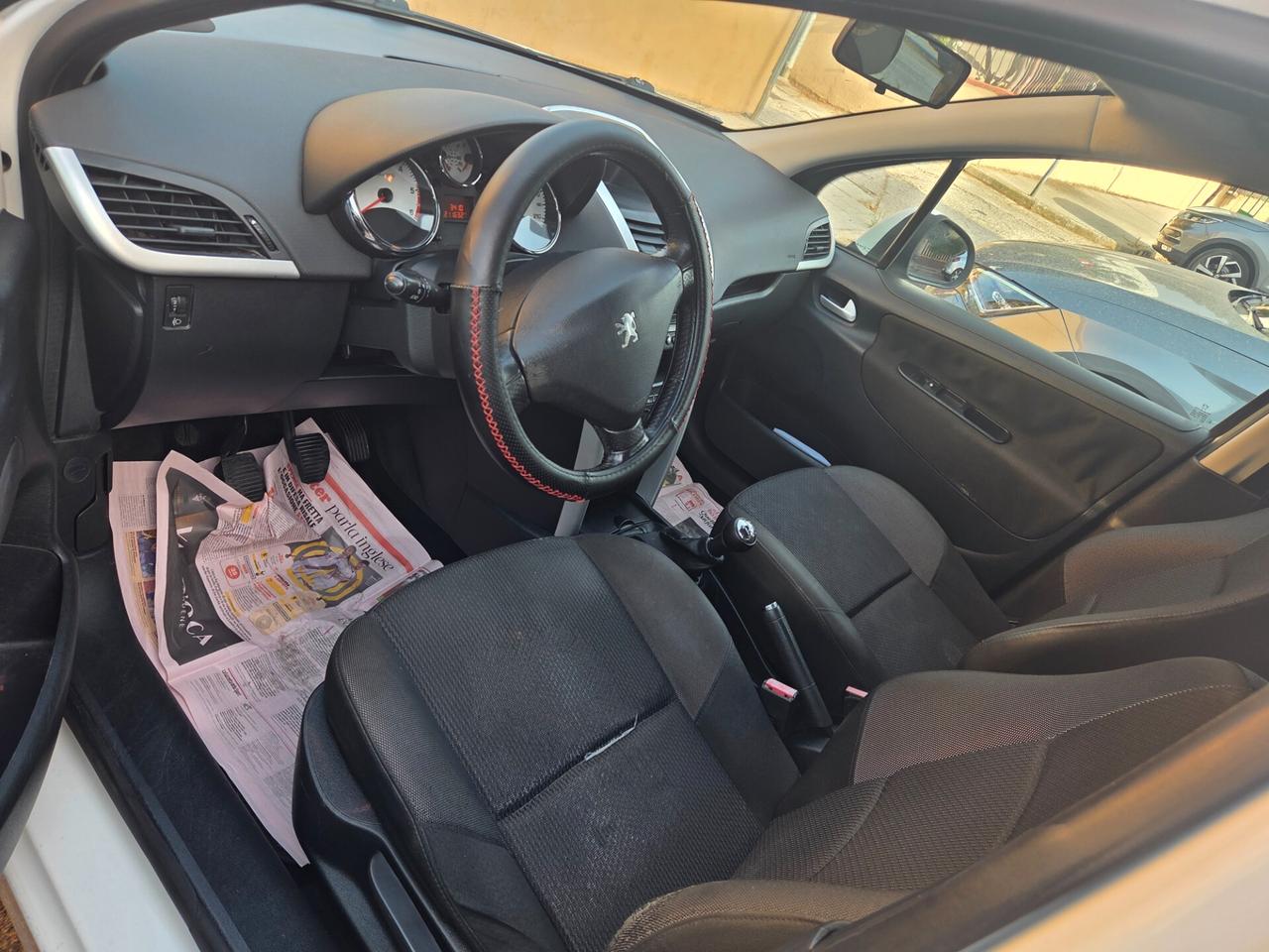 Peugeot 207 1.4 HDi 70CV 5p. Energie 2012