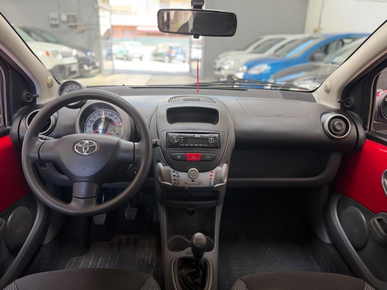 Toyota Aygo 1.0 12V VVT-i 5 porte Now