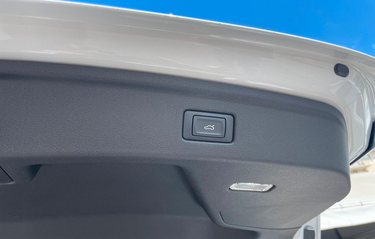 Audi A5 40 TDI quattro S- Line SPB TETTO 2023