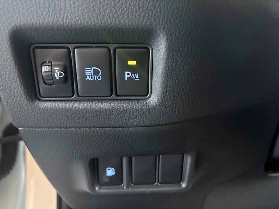 Toyota C-HR 1.8 Hybrid E-CVT Business + IVA