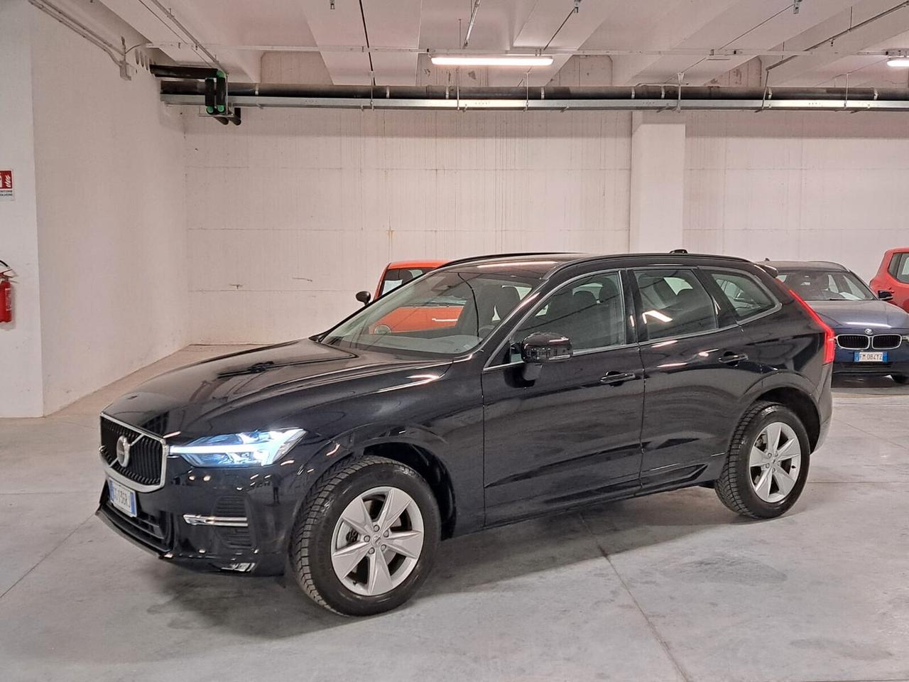 Volvo XC 60 2000 B4 (D) Mild-Hybrid Momentum AWD Automatico