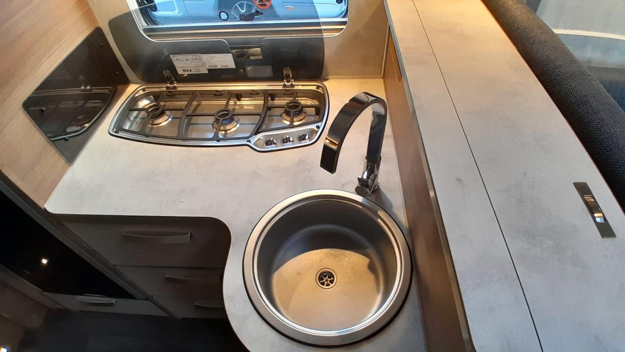 Knaus I LIVE 700