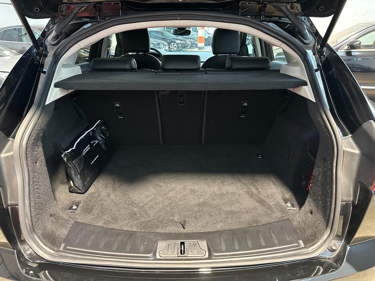 Jaguar E-Pace 2.0D I4 163 CV AWD Auto SE - TELECAMERE 360 LED