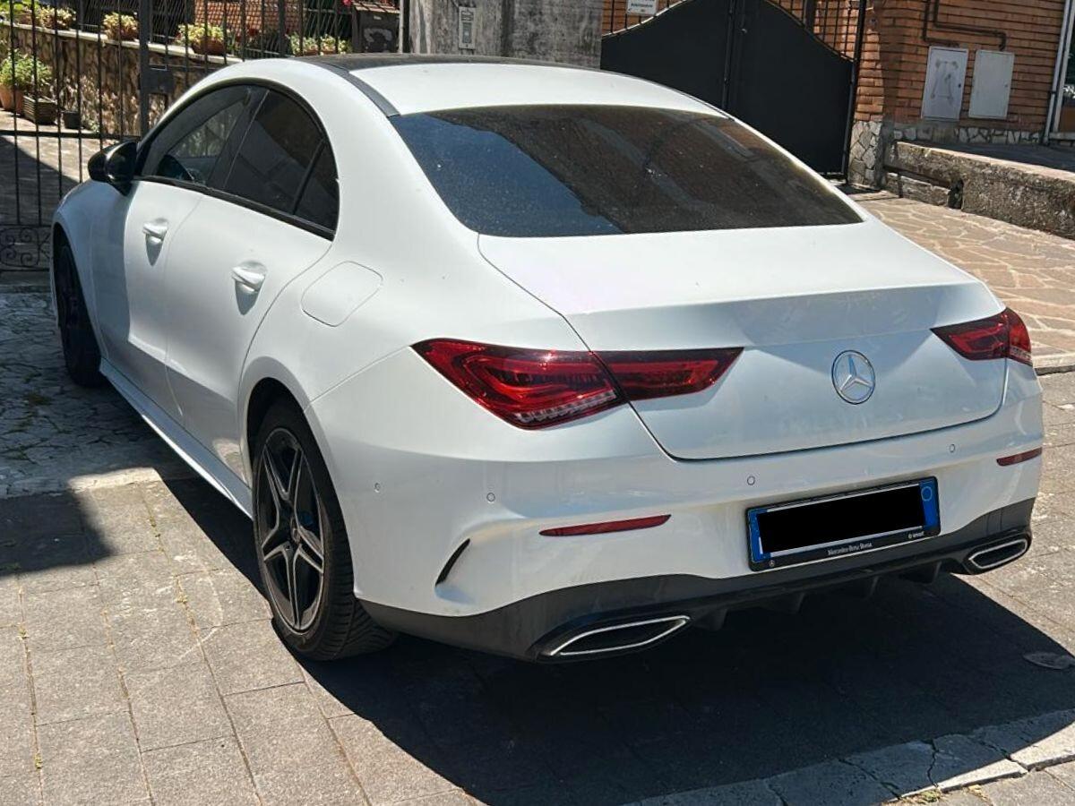 MERCEDES-BENZ CLA 200 d Automatic Premium