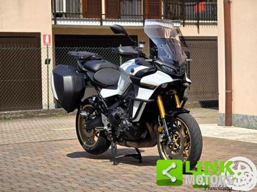 YAMAHA Tracer 9 GT Tris Quick-Shifter Tris di borse originali.