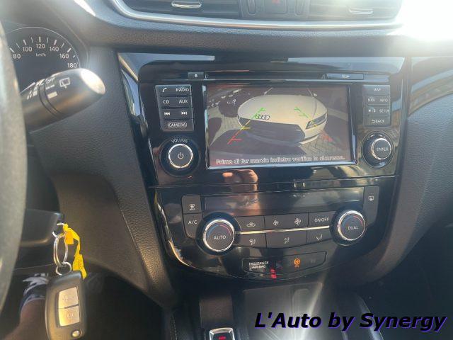 NISSAN Qashqai 1.6 dCi 2WD N-Connecta