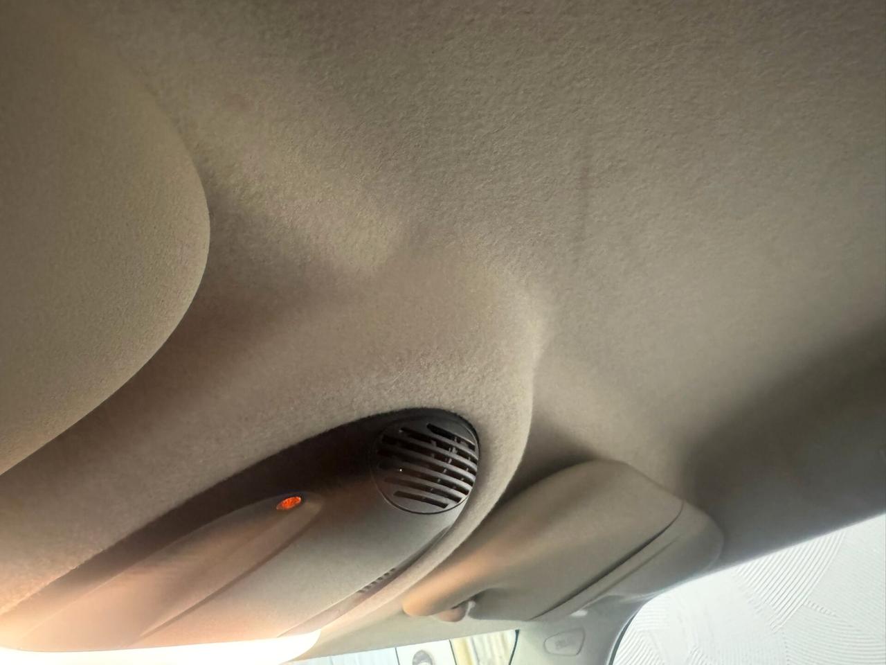 Mini 1.6 16V One (72kW)