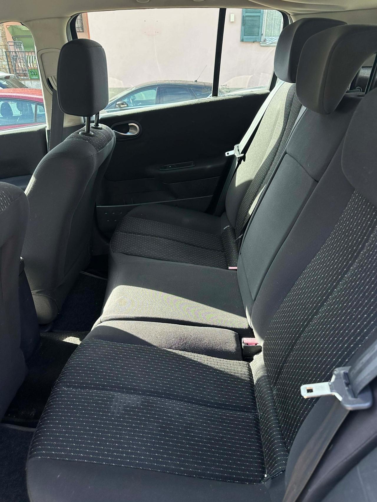 Renault MÈGANE DYNAMIQUE FULLOPT UNICOPROP