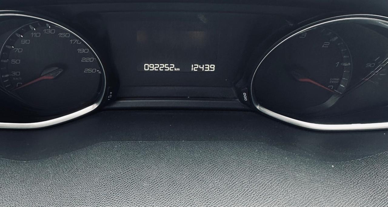 Peugeot 308 1.6 HDi 92 CV Business