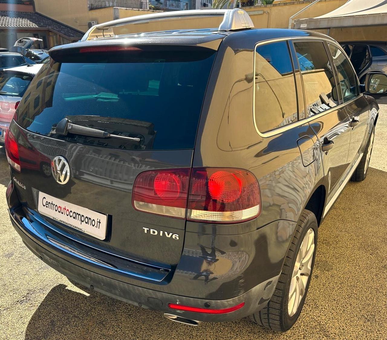 Volkswagen Touareg 3.0 V6 tdi Executive