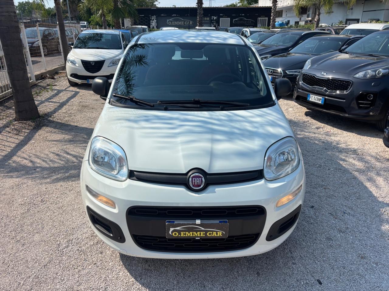 FIAT PANDA 1.2BENZ LOUNGE 2016