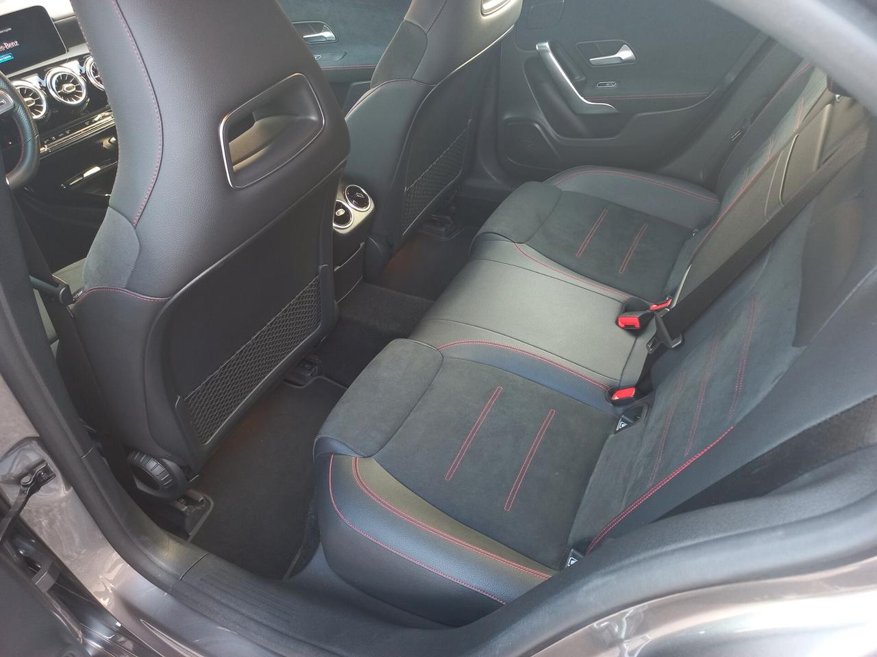 Mercedes-benz A 180 d Automatic Premium