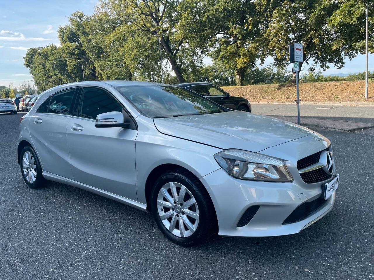 Mercedes-benz A 180 d Business