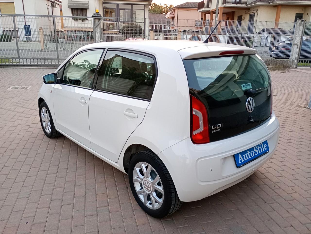 Volkswagen up! 1.0 75 CV 5p. high