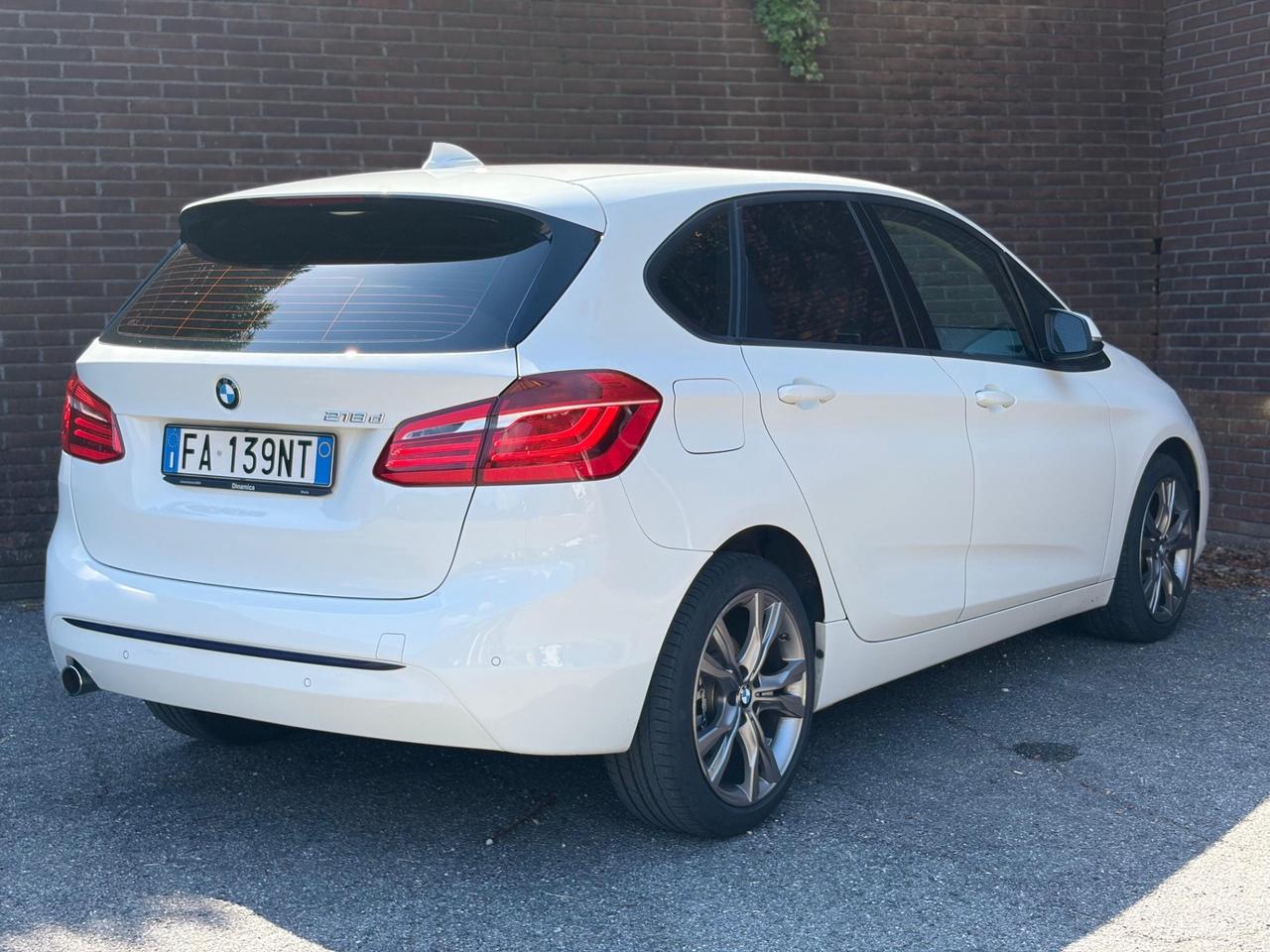 Bmw 2er Active Tourer 218d Luxury