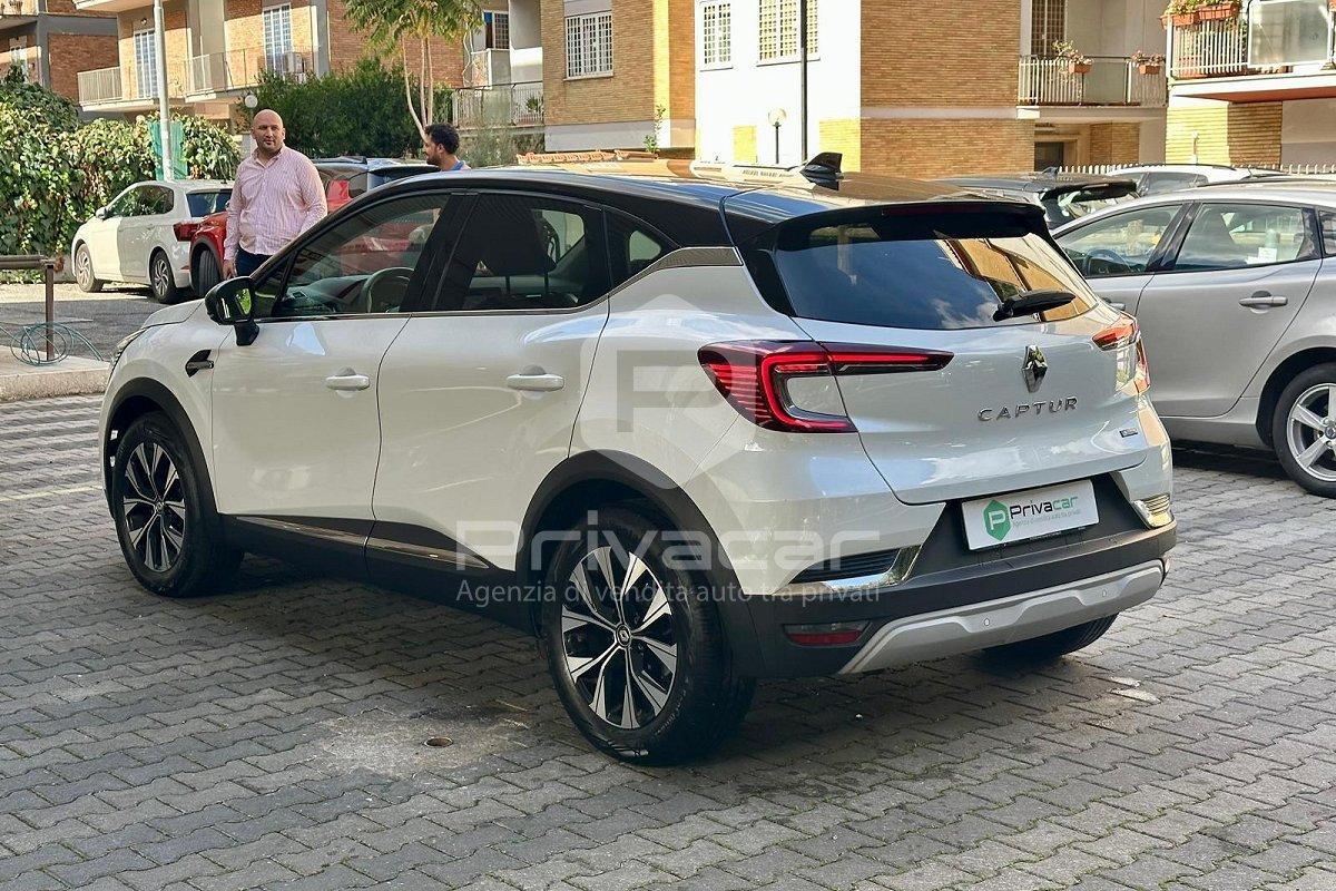 RENAULT Captur Full Hybrid E-Tech 145 CV Equilibre