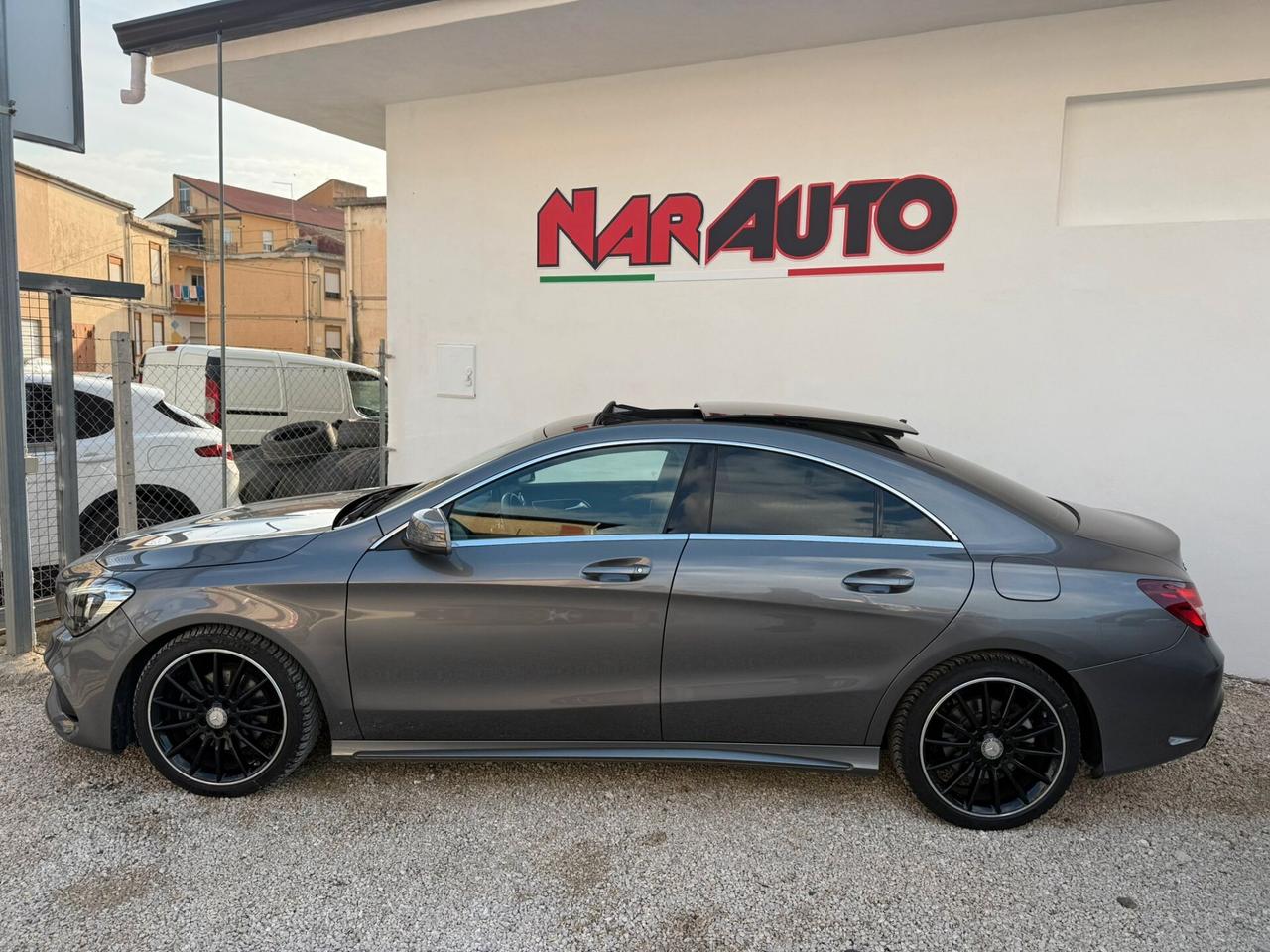 Mercedes-benz CLA 200 d Premium Amg 72000km