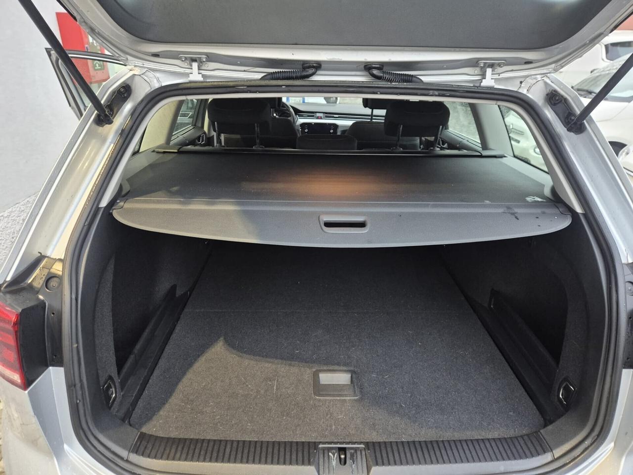 Volkswagen Passat Variant 2.0 TDI Business CAMBIO