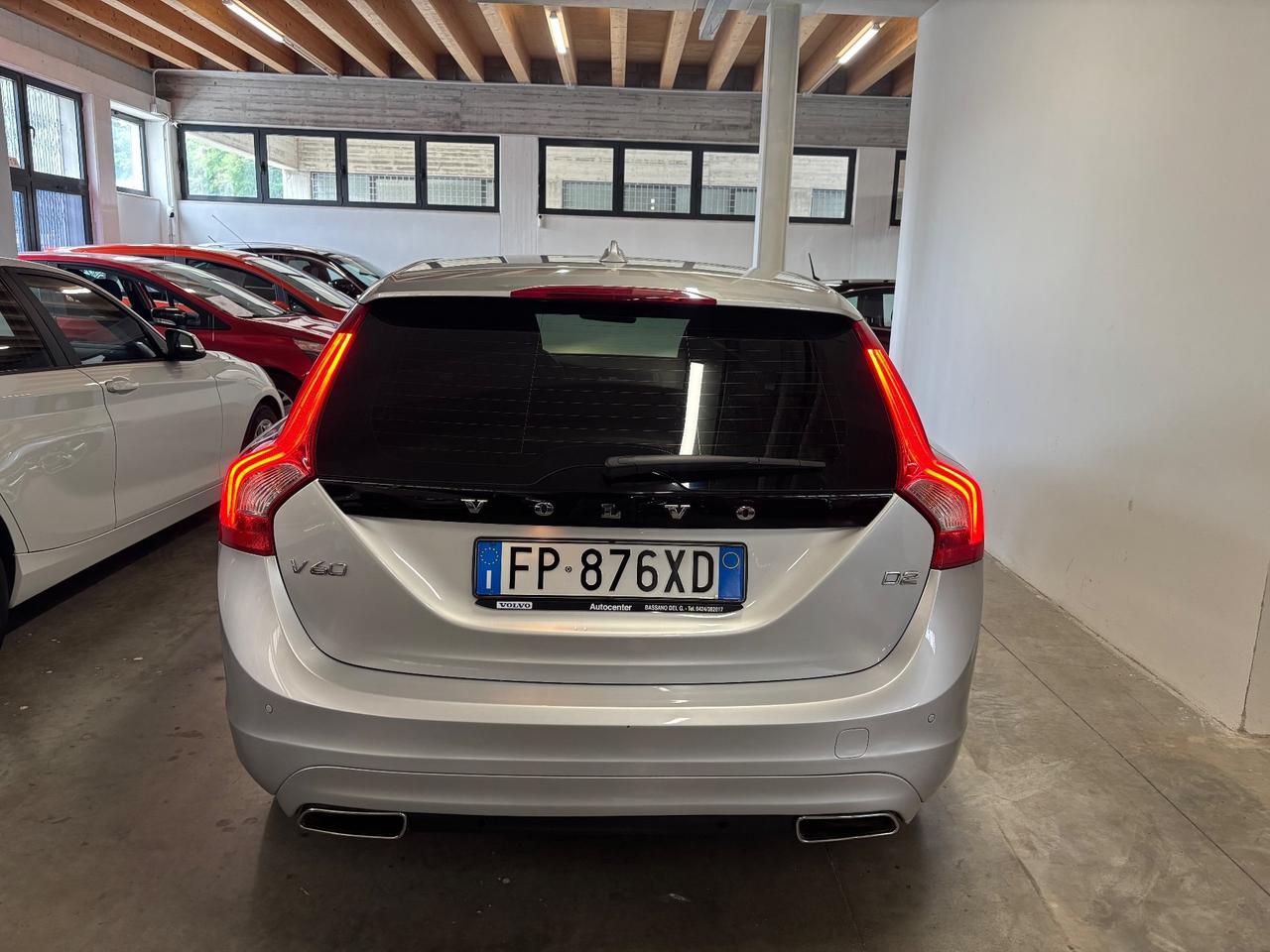 Volvo V60 D2 Geartronic R-design
