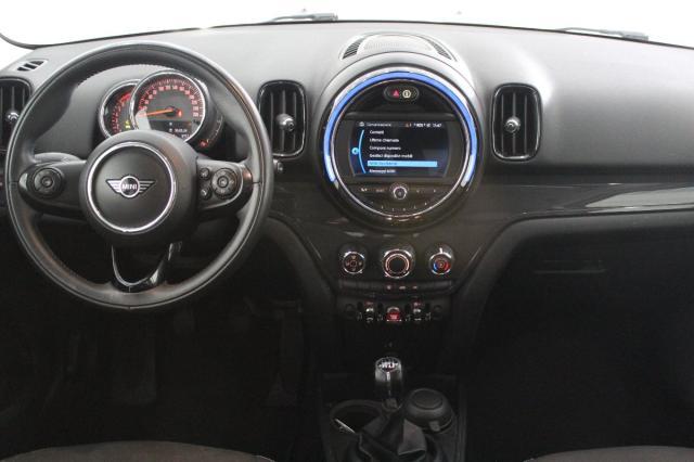 MINI - Countryman - Mini One Boost