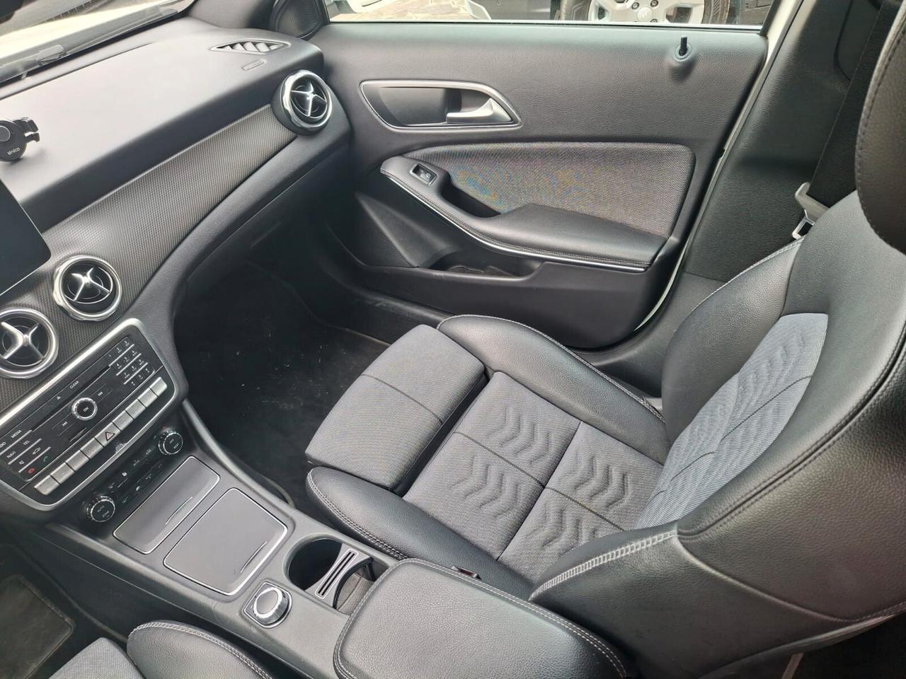 Mercedes-benz GLA 200 220 d Automatic 4Matic Executive