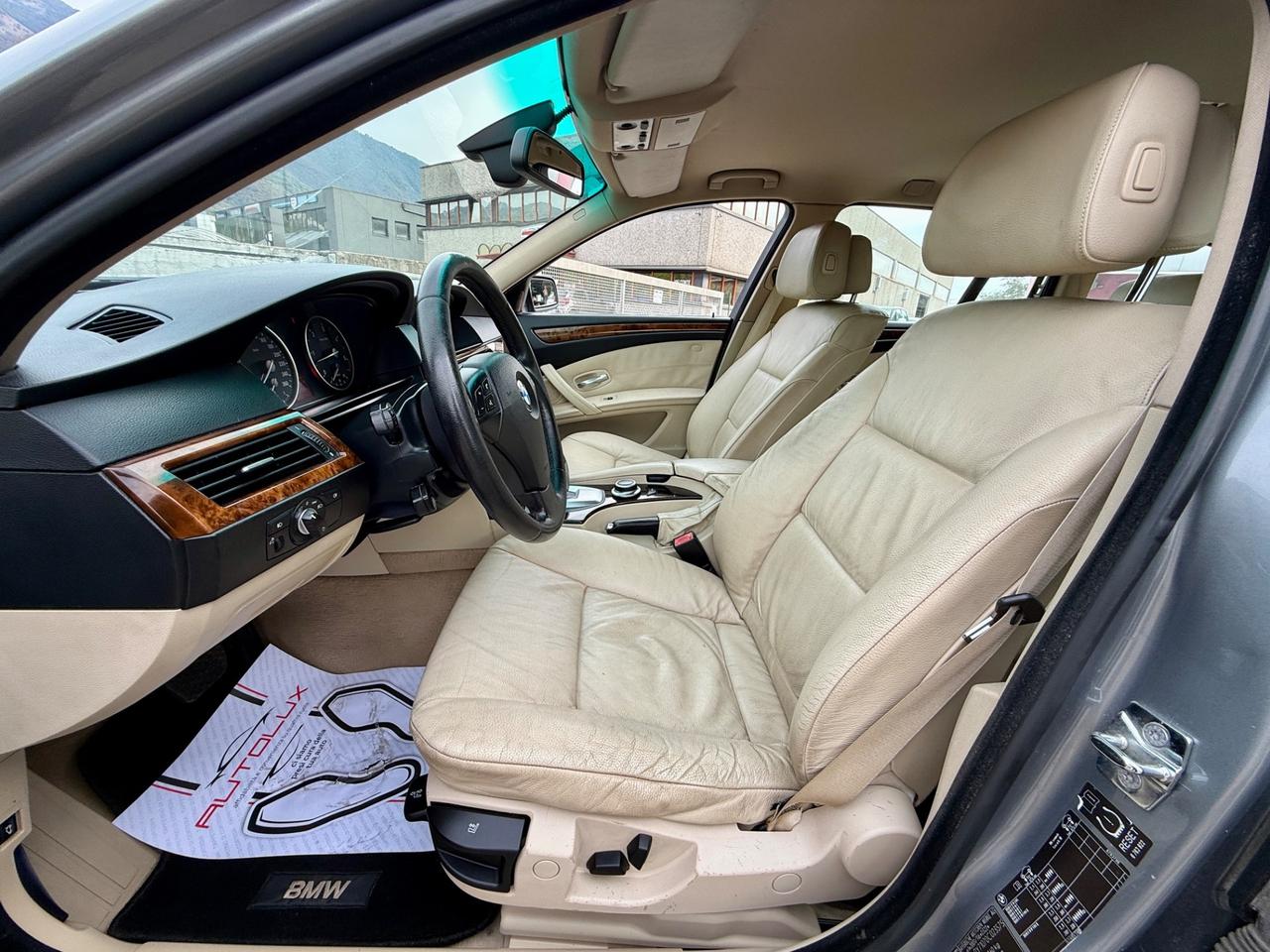 Bmw 530xd Touring 2008 235CV futura