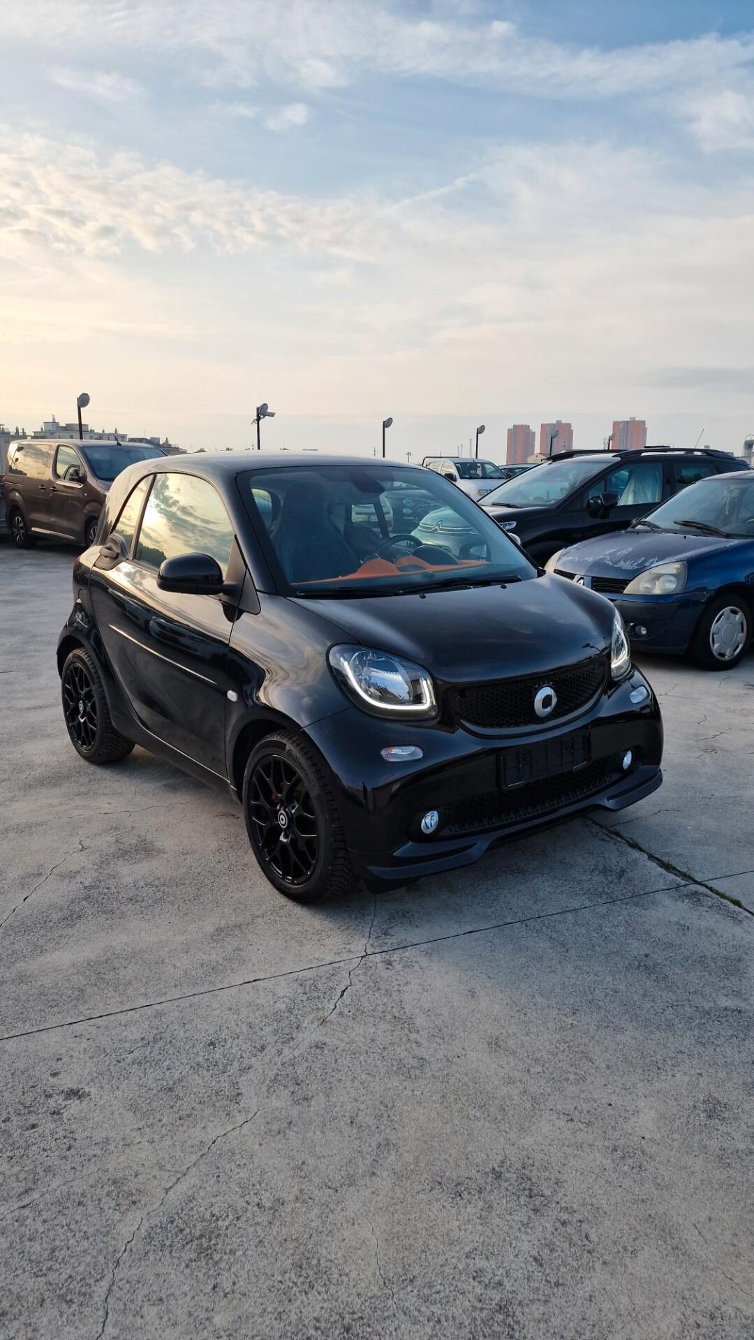 Smart ForTwo 70 1.0 twinamic Passion BRABUS STYLE
