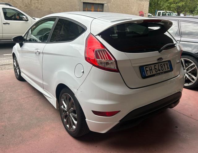 FORD Fiesta 1.5 TDCi 75CV 3 porte ST-Line