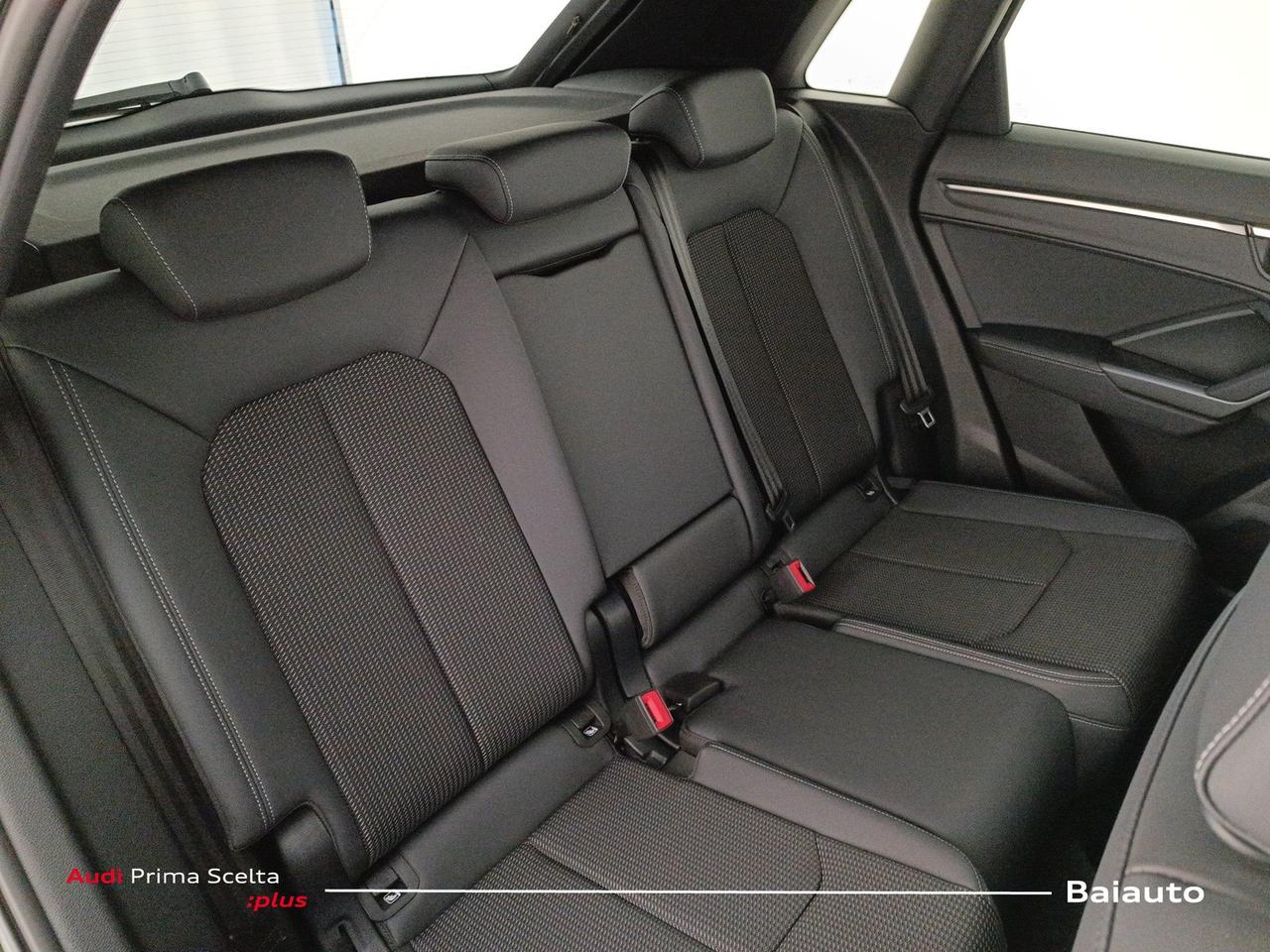 Audi Q3 35 2.0 tdi s line edition s tronic