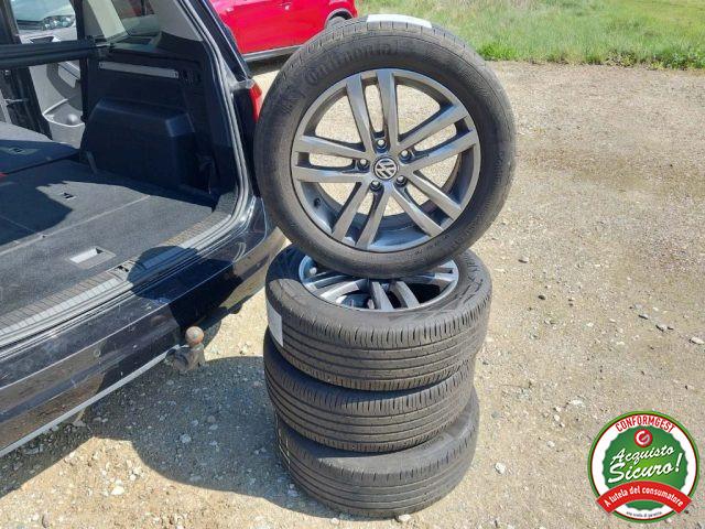 VOLKSWAGEN Touran 1.6 TDI 115 CV SCR Comfortline 7 POSTI