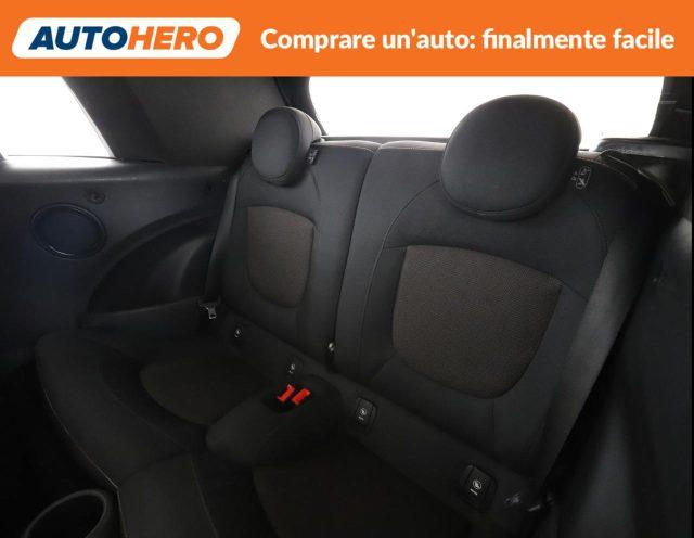 MINI Mini 1.5 Cooper D Cabrio