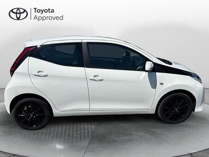 Toyota Aygo 1.0 72 CV x-play